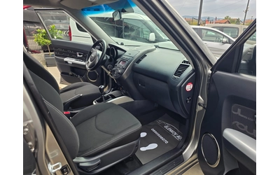 Kia Soul 1.6GDI-140к.с EURO 5-КЛИМАТИК- ШВЕЙЦАРИЯ - автомобили, коли, обяви за нови и употребявани 11
