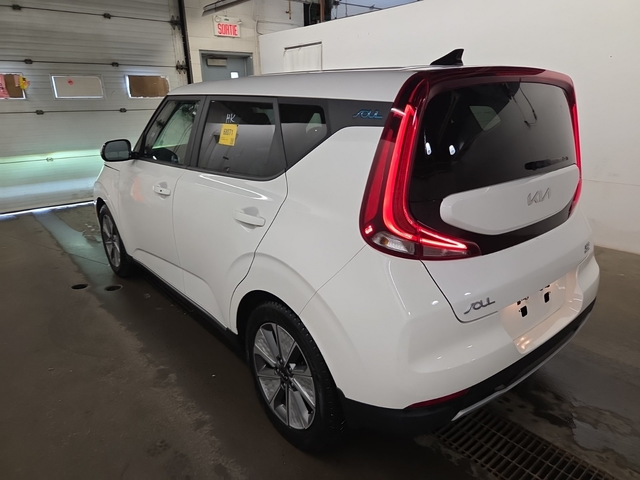 Kia Soul N/A Front Wheel Drive - автомобили, коли, обяви за нови и употребявани 3
