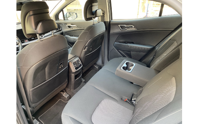 Kia Sportage 1.6 T-GDi/ HYBRID/ Active Business/ 4x2 / Очакван! - автомобили, коли, обяви за нови и употребявани 11