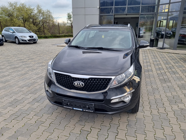 Kia Sportage 1.7CRDi-КАТО НОВА / 132.000км !!! - автомобили, коли, обяви за нови и употребявани 2