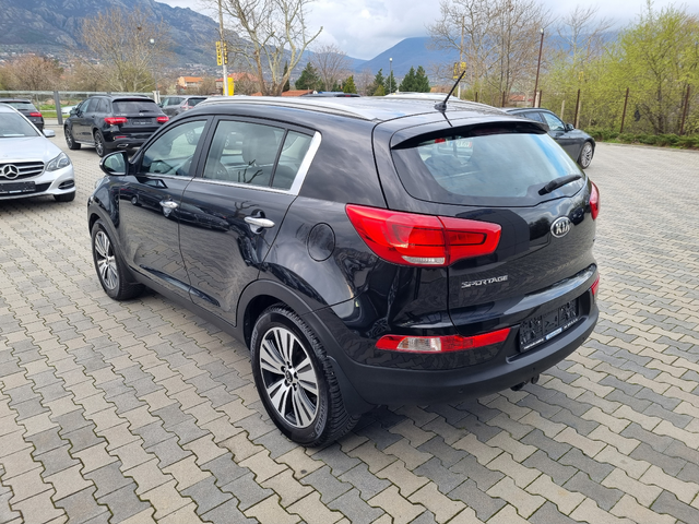 Kia Sportage 1.7CRDi-КАТО НОВА / 132.000км !!! - автомобили, коли, обяви за нови и употребявани 3