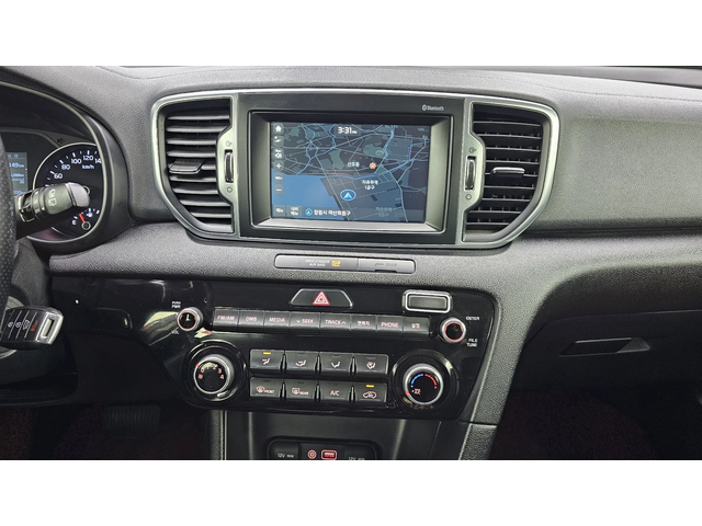 Kia Sportage 4th Generation Diesel 2.0 4WD Trendy - автомобили, коли, обяви за нови и употребявани 13