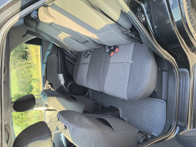 Kia Sportage, 2009 г., 196000 км, 141 к.с. - автомобили, коли, обяви за нови и употребявани 12