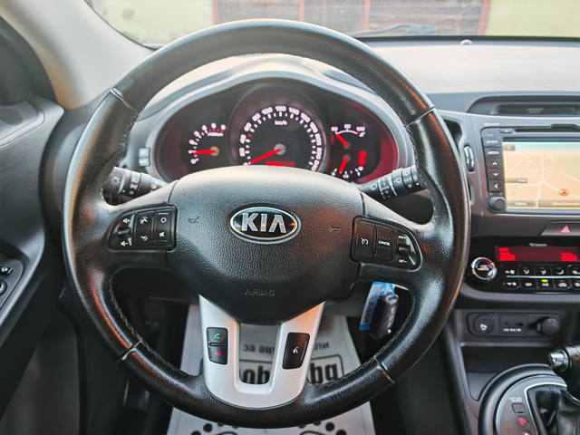 Kia Sportage 2.0CRDI-4x4-КОЖА-НАВИГАЦИЯ-dljf;djru - автомобили, коли, обяви за нови и употребявани 12