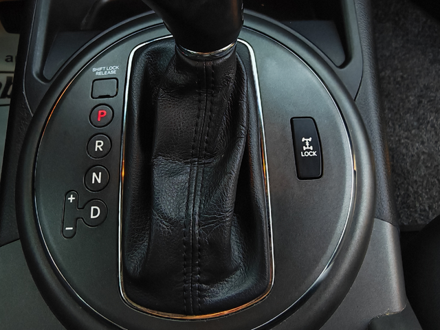 Kia Sportage 2.0CRDI-4x4-КОЖА-НАВИГАЦИЯ-dljf;djru - автомобили, коли, обяви за нови и употребявани 13