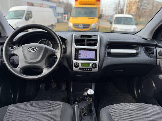 Kia Sportage 2.0CRDI Face Lift NAVI - автомобили, коли, обяви за нови и употребявани 12