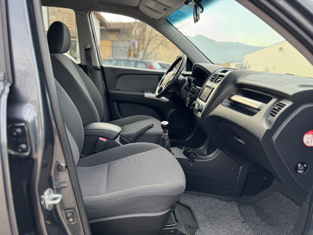 Kia Sportage 2.0CRDI Face Lift NAVI - автомобили, коли, обяви за нови и употребявани 14
