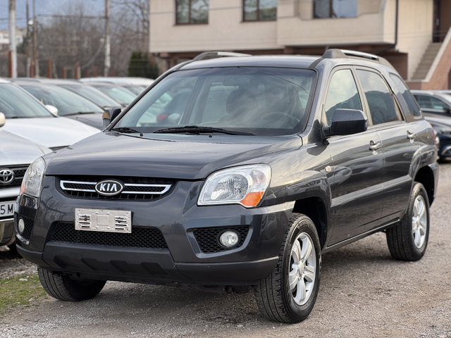 Kia Sportage 2.0CRDI Face Lift NAVI - автомобили, коли, обяви за нови и употребявани 3