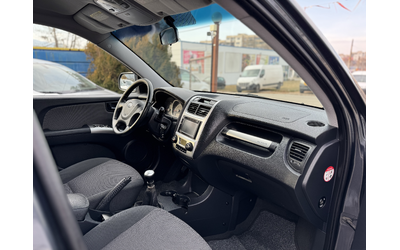 Kia Sportage 2.0CRDI Face Lift NAVI - автомобили, коли, обяви за нови и употребявани 8