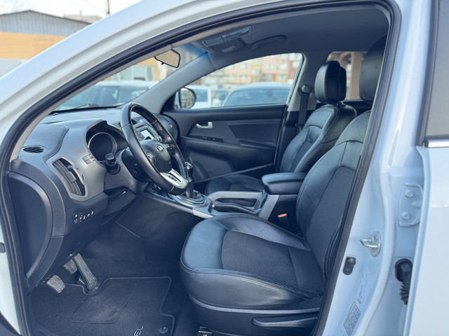 Kia Sportage Kia Sportage 2.0d 4x4 FaceLift - автомобили, коли, обяви за нови и употребявани 10