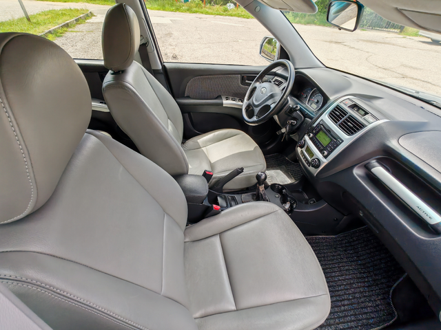 Kia Sportage 2.0i 4x4 LPG BRC - автомобили, коли, обяви за нови и употребявани 10