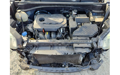 Kia Sportage 2.4L 4 Front-wheel Drive - автомобили, коли, обяви за нови и употребявани 11