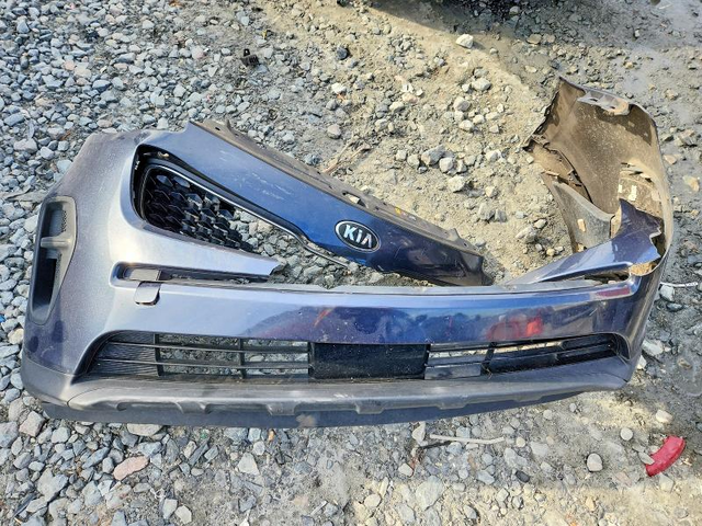 Kia Sportage 2.4L 4 Front-wheel Drive - автомобили, коли, обяви за нови и употребявани 12