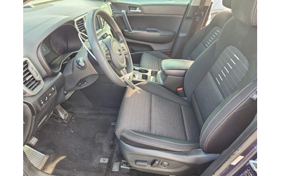 Kia Sportage 2.4L 4 Front-wheel Drive - автомобили, коли, обяви за нови и употребявани 6