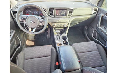 Kia Sportage 2.4L 4 Front-wheel Drive - автомобили, коли, обяви за нови и употребявани 7