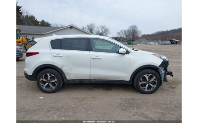 Kia Sportage 2.4L I-4 DI, DOHC, VVT, 181HP Front Wheel Drive - автомобили, коли, обяви за нови и употребявани 13