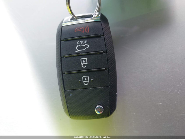 Kia Sportage 2.4L I-4 DI, DOHC, VVT, 181HP Front Wheel Drive - автомобили, коли, обяви за нови и употребявани 10