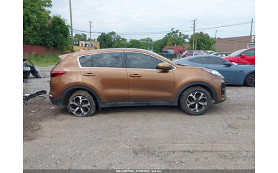 Kia Sportage 2.4L I-4 DI, DOHC, VVT, 181HP Front Wheel Drive - автомобили, коли, обяви за нови и употребявани 11