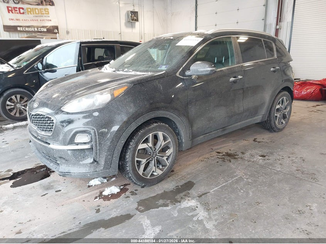 Kia Sportage 2.4L I-4 DI, DOHC, VVT, 181HP Front Wheel Drive - автомобили, коли, обяви за нови и употребявани 1