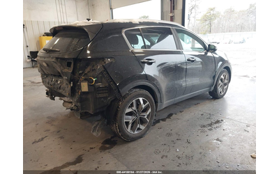 Kia Sportage 2.4L I-4 DI, DOHC, VVT, 181HP Front Wheel Drive - автомобили, коли, обяви за нови и употребявани 3