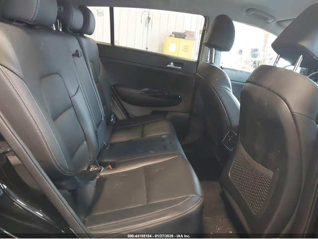 Kia Sportage 2.4L I-4 DI, DOHC, VVT, 181HP Front Wheel Drive - автомобили, коли, обяви за нови и употребявани 7