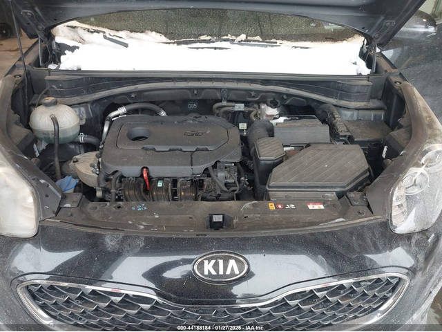 Kia Sportage 2.4L I-4 DI, DOHC, VVT, 181HP Front Wheel Drive - автомобили, коли, обяви за нови и употребявани 9