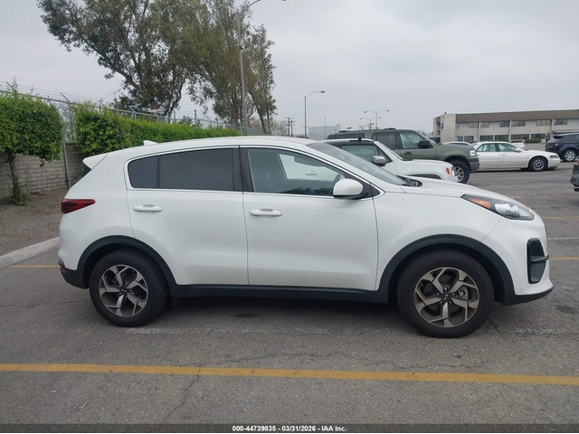 Kia Sportage 2.4L I-4 DI, DOHC, VVT, 181HP Front Wheel Drive - автомобили, коли, обяви за нови и употребявани 12