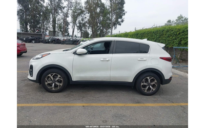 Kia Sportage 2.4L I-4 DI, DOHC, VVT, 181HP Front Wheel Drive - автомобили, коли, обяви за нови и употребявани 13