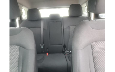 Kia Sportage 2.5L 4 Front-wheel Drive - автомобили, коли, обяви за нови и употребявани 9