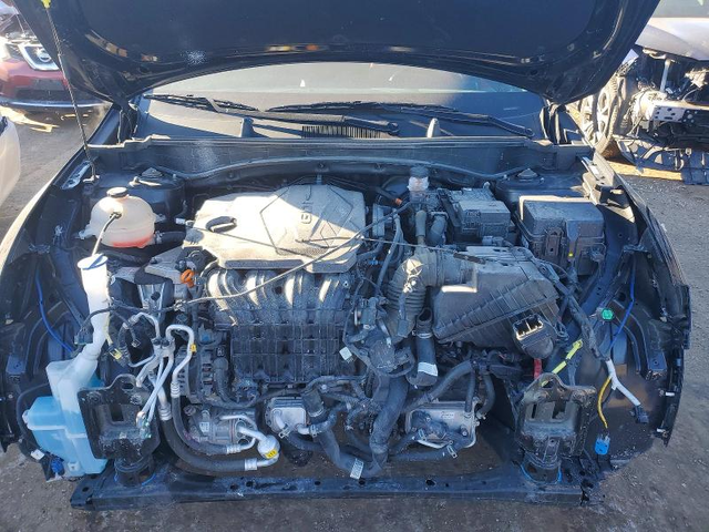 Kia Sportage 2.5L 4 Front-wheel Drive - автомобили, коли, обяви за нови и употребявани 11