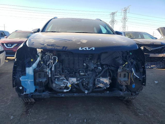 Kia Sportage 2.5L 4 Front-wheel Drive - автомобили, коли, обяви за нови и употребявани 4