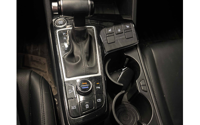 Kia Sportage 2.5L 4cyl AWD - автомобили, коли, обяви за нови и употребявани 10