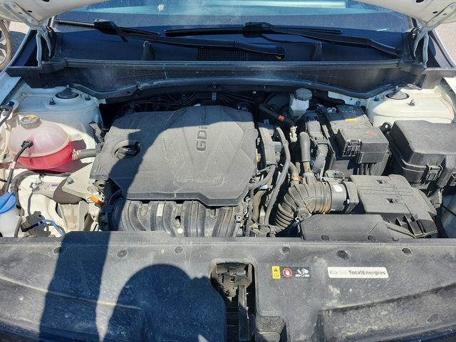 Kia Sportage 2.5L 4cyl AWD - автомобили, коли, обяви за нови и употребявани 17