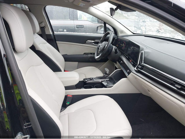 Kia Sportage 2.5L I-4 DI, DOHC, VVT, 187HP Front Wheel Drive - автомобили, коли, обяви за нови и употребявани 4