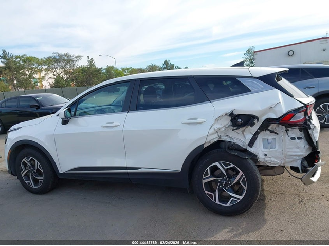 Kia Sportage 2.5L I-4 DI, DOHC, VVT, 187HP Front Wheel Drive - автомобили, коли, обяви за нови и употребявани 13