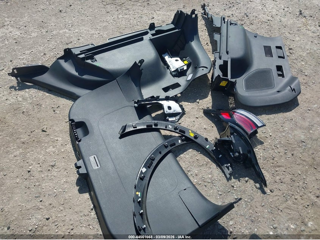 Kia Sportage 2.5L I-4 DI, DOHC, VVT, 187HP Front Wheel Drive - автомобили, коли, обяви за нови и употребявани 11