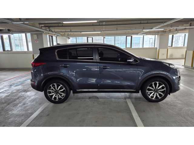 KIA Sportage - автомобили, коли, обяви за нови и употребявани 3