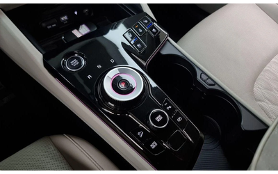 Kia Sportage 2.0 LPG NOBLESSE * НАЙ-ДОБРА ЦЕНА В БЪЛГАРИЯ* - автомобили, коли, обяви за нови и употребявани 8