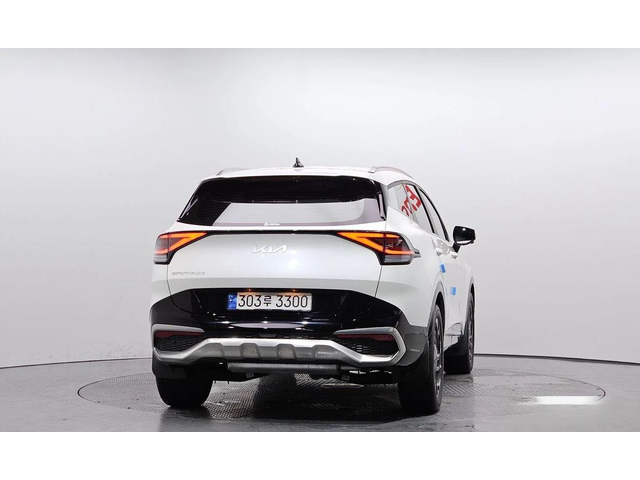 Kia Sportage - автомобили, коли, обяви за нови и употребявани 3