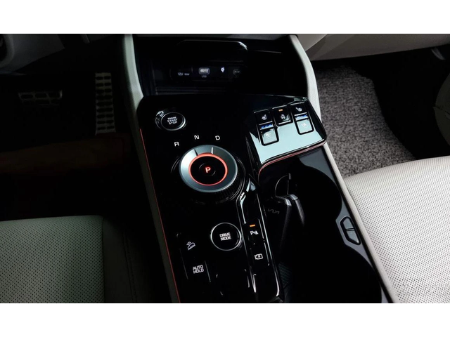 Kia Sportage - автомобили, коли, обяви за нови и употребявани 8