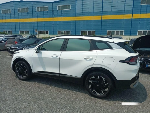 Kia Sportage - автомобили, коли, обяви за нови и употребявани 2