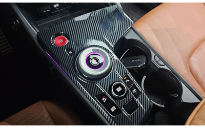 Kia Sportage - автомобили, коли, обяви за нови и употребявани 8