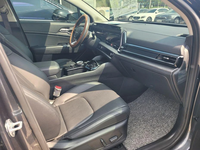 Kia Sportage - автомобили, коли, обяви за нови и употребявани 6