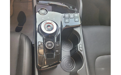 Kia Sportage - автомобили, коли, обяви за нови и употребявани 8