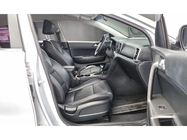 Kia Sportage - автомобили, коли, обяви за нови и употребявани 9