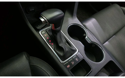 Kia Sportage Diesel 2WD Noblesse  * НАЙ-ДОБРА ЦЕНА В БЪЛГАРИЯ* - автомобили, коли, обяви за нови и употребявани 8