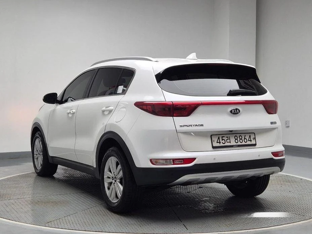 Kia Sportage Diesel 2WD Prestige  * НАЙ-ДОБРА ЦЕНА В БЪЛГАРИЯ* - автомобили, коли, обяви за нови и употребявани 1