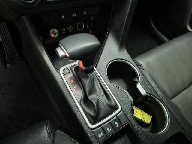 Kia Sportage Diesel 2WD Prestige  * НАЙ-ДОБРА ЦЕНА В БЪЛГАРИЯ* - автомобили, коли, обяви за нови и употребявани 7