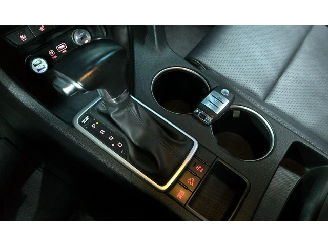 Kia Sportage Diesel 2WD Noblesse  * НАЙ-ДОБРА ЦЕНА В БЪЛГАРИЯ* - автомобили, коли, обяви за нови и употребявани 8