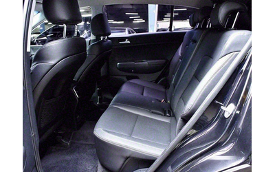 Kia Sportage Diesel 2WD Prestige  * НАЙ-ДОБРА ЦЕНА В БЪЛГАРИЯ* - автомобили, коли, обяви за нови и употребявани 6